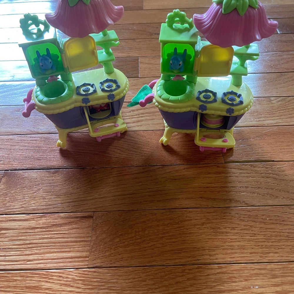 Disney Tinkerbell Cottages